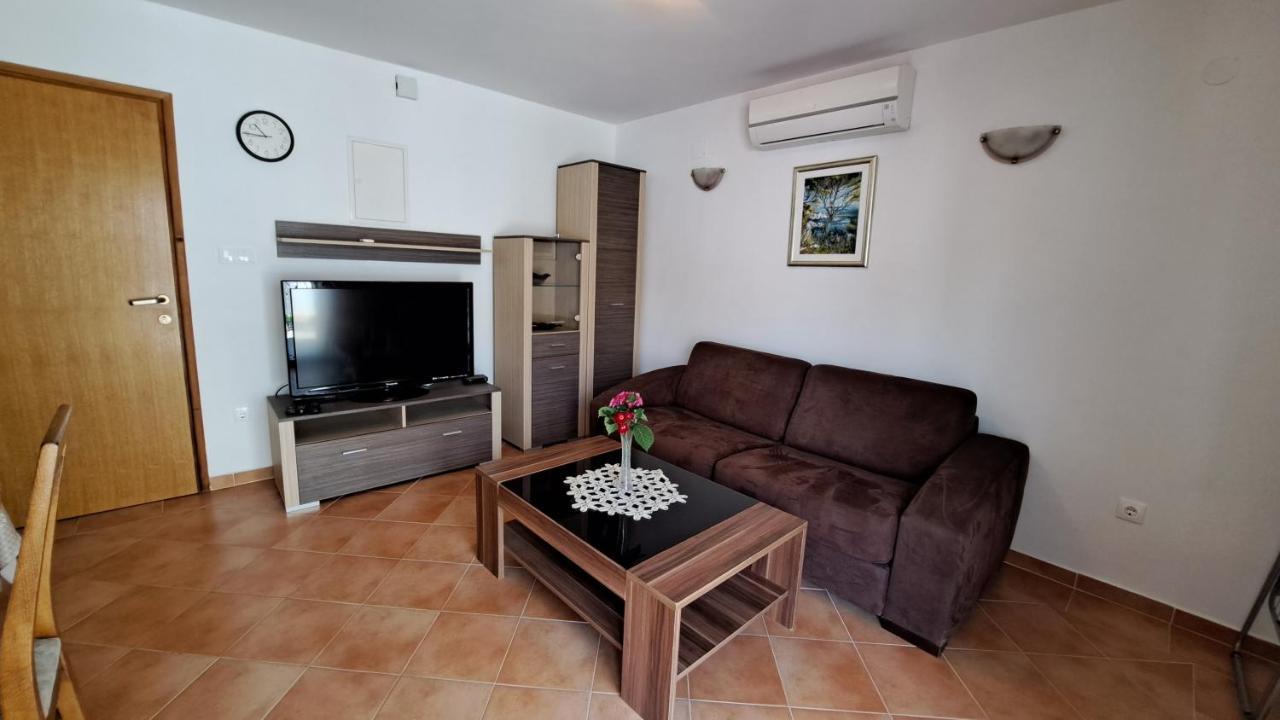 Cozy Apartments Baska Exteriér fotografie