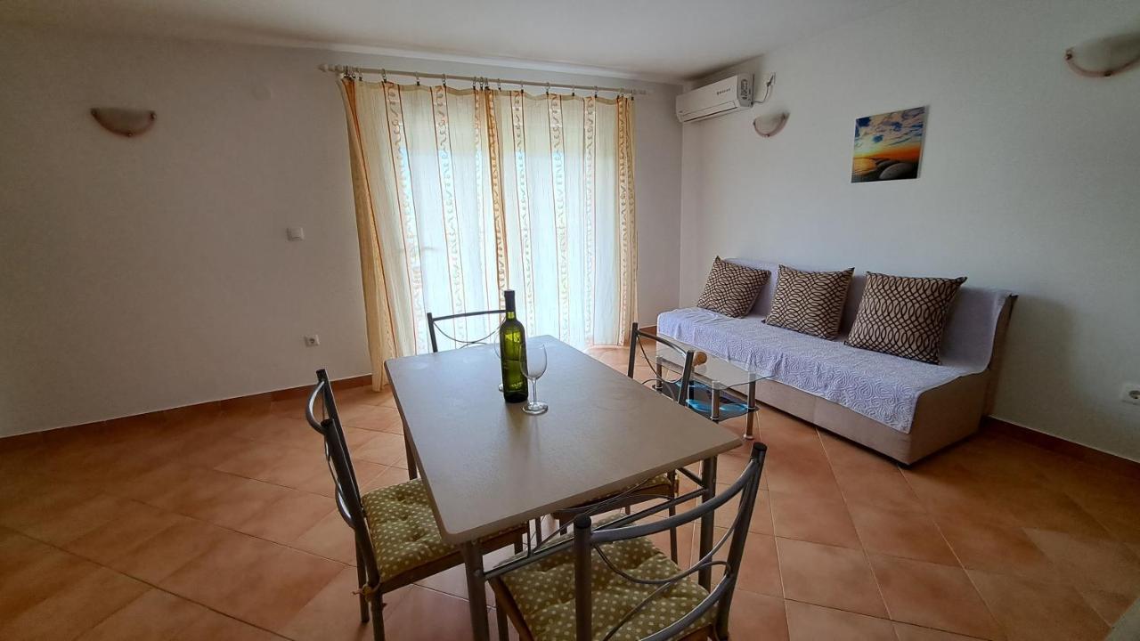 Cozy Apartments Baska Exteriér fotografie