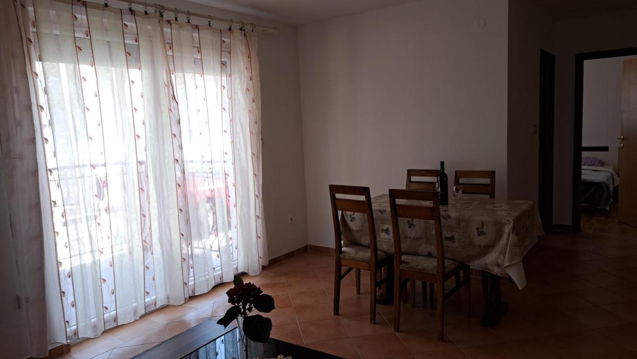 Cozy Apartments Baska Exteriér fotografie